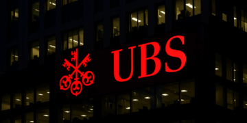 Sede UBS eleva calificación Ford Motor por riesgo aluminio'