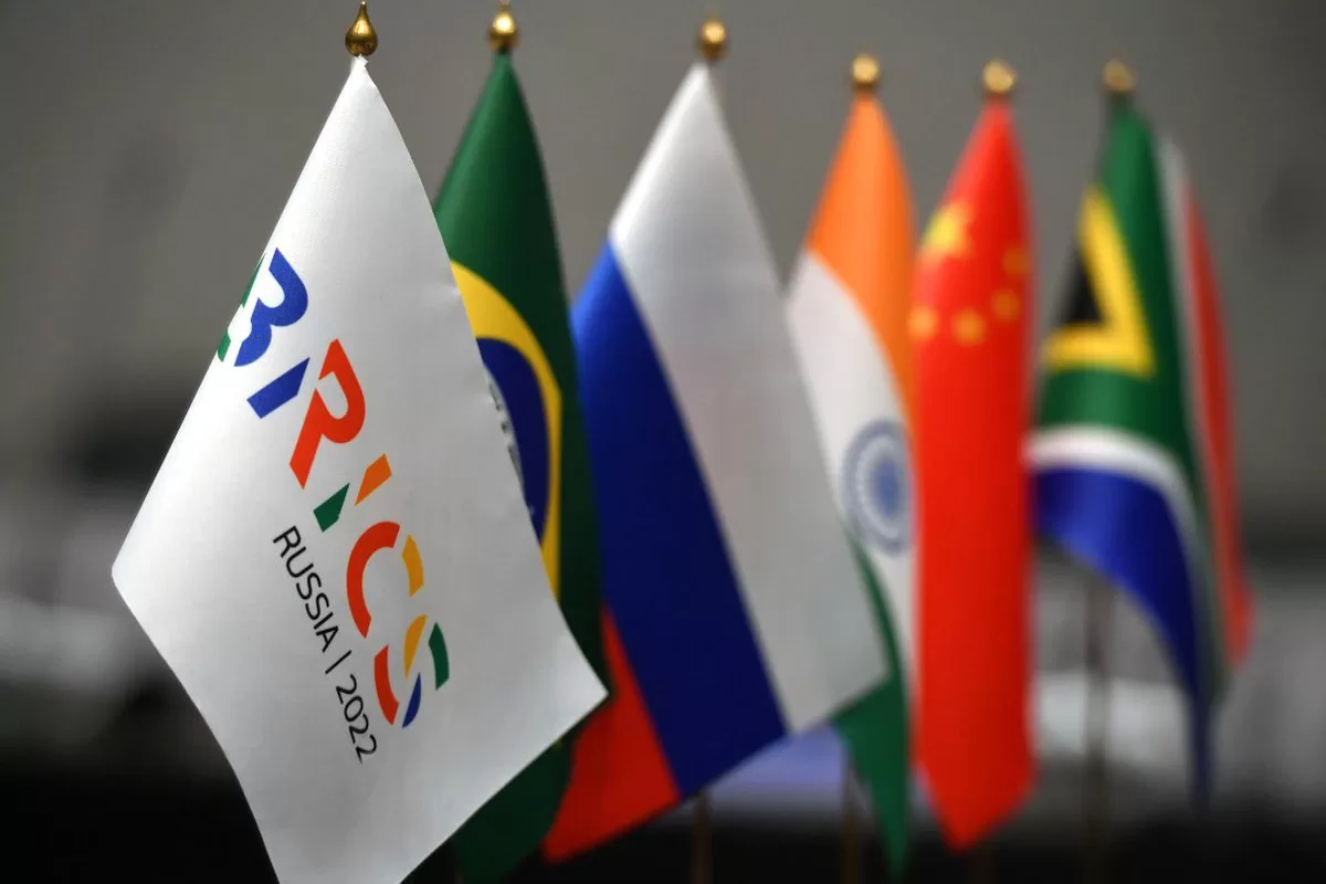 BRICS descarga bonos de EE.UU.: ¿Recesión en China?