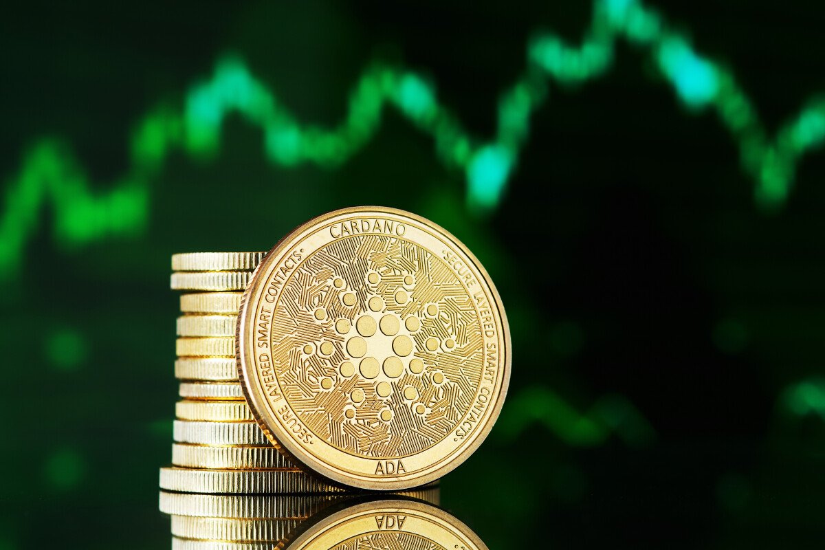 Inversores institucionales acumulan tokens de Cardano a pesar de posible caída en abril
